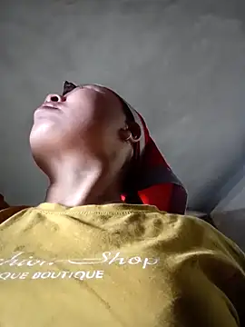 Suka xx online show from 10-21-25, 01:39