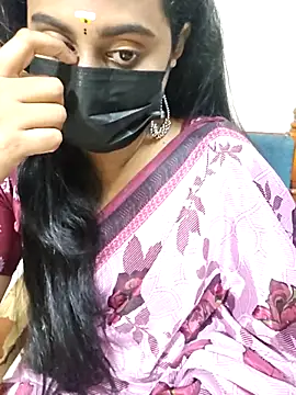 Snapshot of Dheronika_sweetie chatting on 10-06-25, 11:07 Dheronika sweetie online show from 10-06-25, 11:07