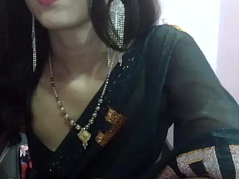 Laila Cute online show from 07-22-26, 04:04