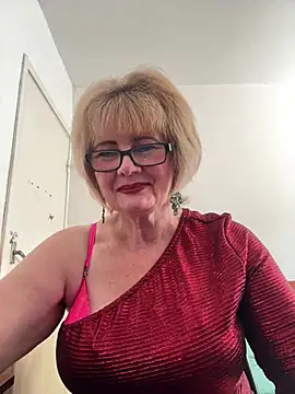 BoloshkaBlonda online show from 07-18-26, 07:56