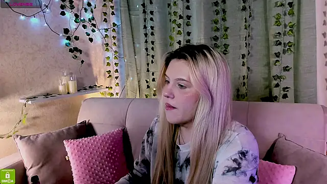 Malisha kiss online show from 04-08-26, 11:10