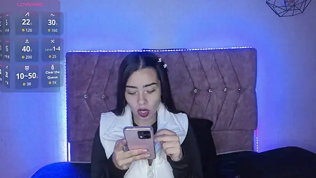 Mia lopez 1 online show from 04-11-26, 09:57