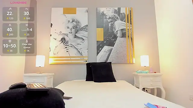 TracyDavis  online show from 04-18-26, 12:09