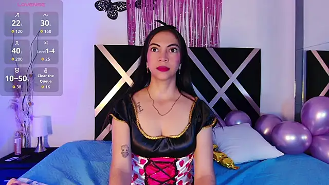 Snapshot of EvangelineBonet chatting on 10-31-25, 12:39 EvangelineBonet online show from 10-31-25, 12:39