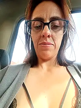 Snapshot of Jade_1-9 chatting on 11-04-25, 08:41 Jade 1-9 online show from 11-04-25, 08:41