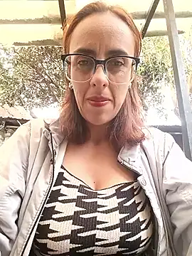 Snapshot of Jade_1-9 chatting on 01-16-26, 08:46 Jade 1-9 online show from 01-16-26, 08:46