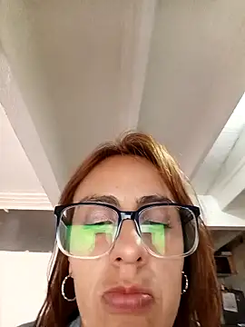 Snapshot of Jade_1-9 chatting on 02-18-26, 08:05 Jade 1-9 online show from 02-18-26, 08:05