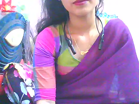 night queeen7 online show from 10-28-25, 07:05