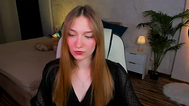Snapshot of AngelAnabelle chatting on 10-11-25, 08:40 AngelAnabelle online show from 10-11-25, 08:40