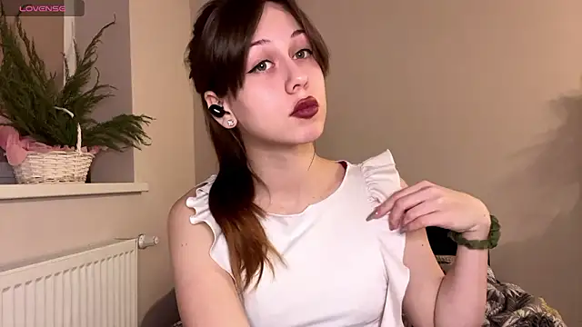 Snapshot of Nayra_flash chatting on 02-01-26, 05:22 Nayra flash online show from 02-01-26, 05:22