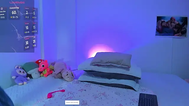 Miaengels  online show from 03-27-26, 01:11