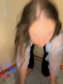 allnaturalmermaid online show from 10-28-25, 03:25