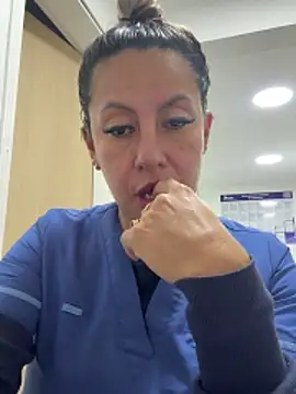 Snapshot of GisellTorres36 chatting on 04-23-26, 03:58 GisellTorres36 online show from 04-23-26, 03:58