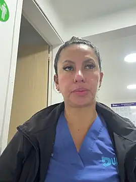 Snapshot of GisellTorres36 chatting on 05-04-26, 09:00 GisellTorres36 online show from 05-04-26, 09:00