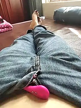 Lili 2love online show from 10-16-25, 12:55