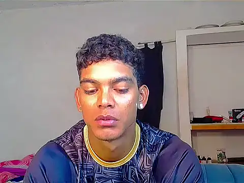 theMyke101 online show from 06-12-26, 03:33