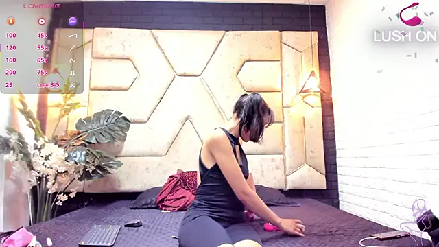 Julieta Slav3 online show from 03-26-26, 09:09