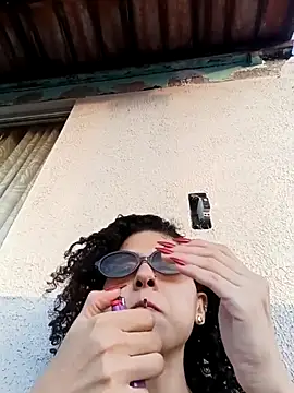 Snapshot of Larissinhamm chatting on 11-01-25, 08:22 Larissinhamm online show from 11-01-25, 08:22