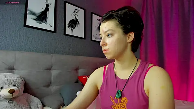 Sara Frayer online show from 01-19-26, 01:09