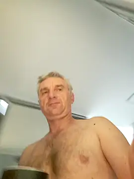 Vintermelon2 online show from 10-05-25, 08:01