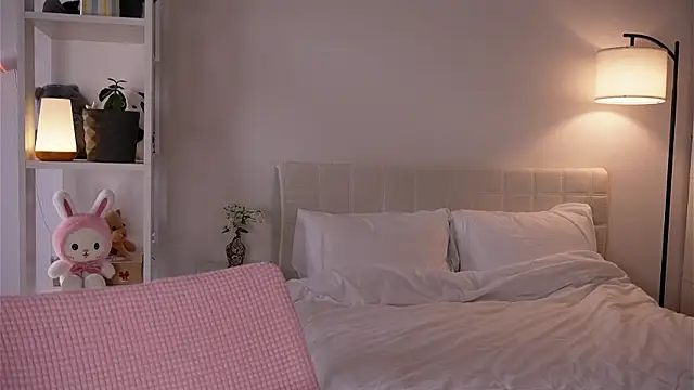 Snapshot of yourlittlesunrise_ chatting on 05-06-26, 04:52 yourlittlesunrise online show from 05-06-26, 04:52