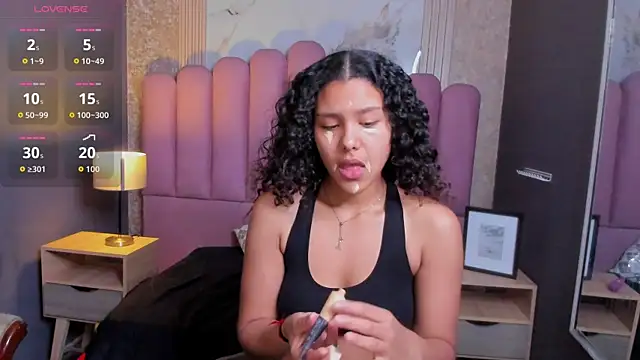 AriaVega online show from 12-04-25, 12:25