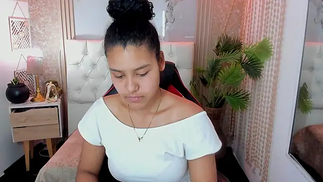 AriaVega online show from 03-26-26, 12:44