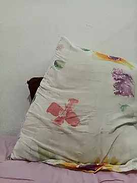 felipinho000777 online show from 10-25-25, 12:51