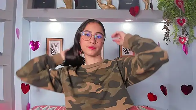 Alana Martinez  online show from 02-18-26, 12:45