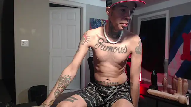 Michigan9000 online show from 04-05-26, 01:03