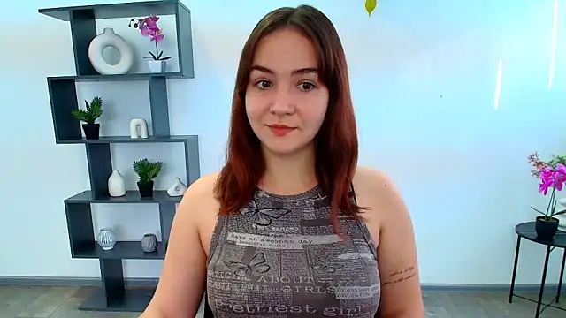 OliviaMontgommery online show from 10-26-25, 06:08