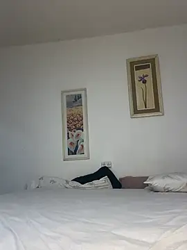 KatherinPol online show from 04-17-26, 06:05