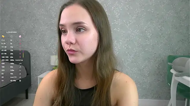 SweetSaraPie online show from 10-06-25, 07:22