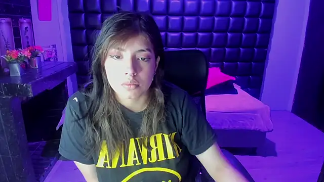 Violetta Swett  online show from 12-16-25, 11:59