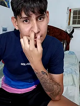 Luisneljc online show from 07-27-26, 06:37