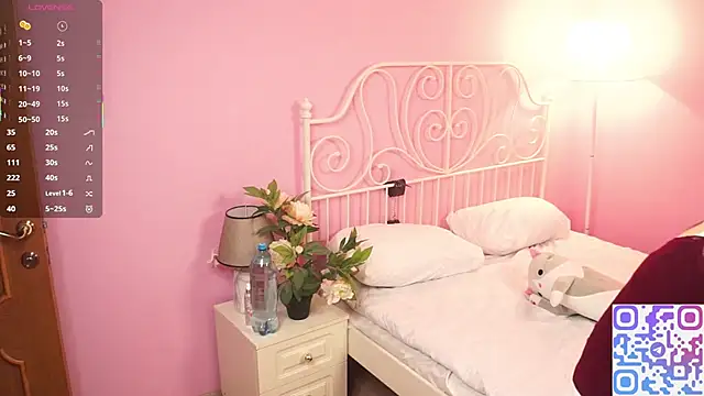 Eva land online show from 10-28-25, 06:39