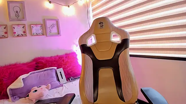 emma soffia online show from 03-27-26, 10:09