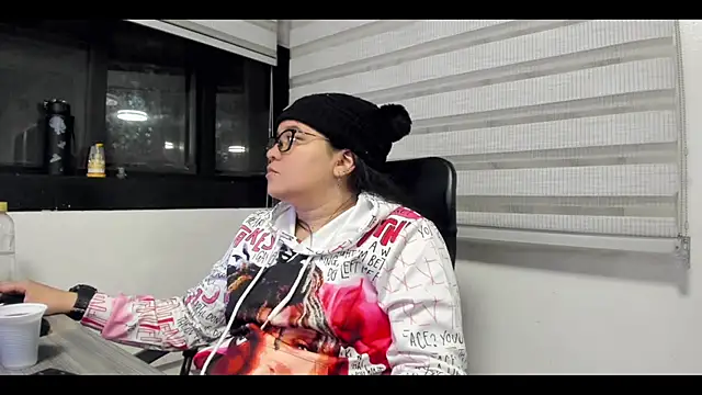 Snapshot of Xander_Taylor_ chatting on 10-16-25, 04:13 Xander Taylor  online show from 10-16-25, 04:13