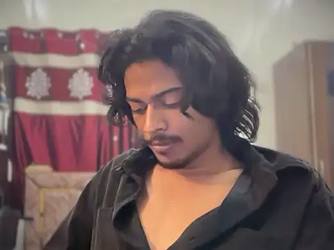 Ujjwallkumar0069 online show from 06-11-26, 09:13