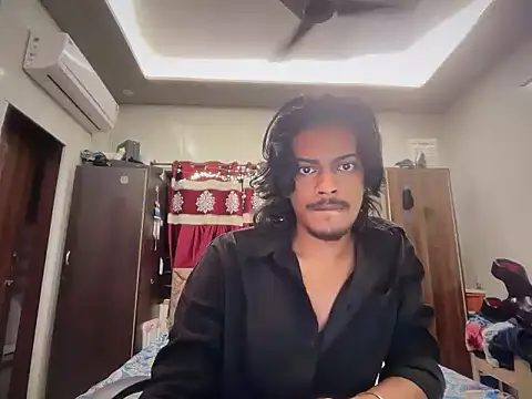 Ujjwallkumar0069 online show from 06-15-26, 04:42