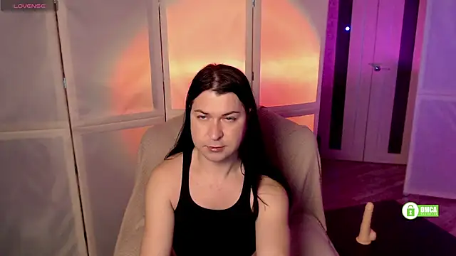 Snapshot of micromouse_mo chatting on 12-13-24, 01:04 micromouse mo online show from 12-13-24, 01:04