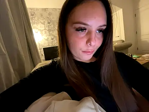 Snapshot of EllaStarrxxx chatting on 10-05-25, 10:51 EllaStarrxxx online show from 10-05-25, 10:51