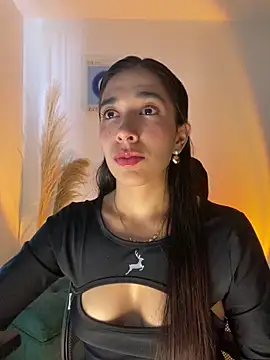 SabrinaEvanss  online show from 05-26-26, 07:10