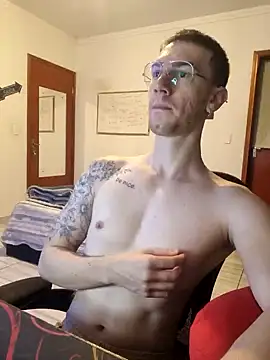 Snapshot of SweetGoodBoy22 chatting on 11-16-25, 10:59 SweetGoodBoy22 online show from 11-16-25, 10:59