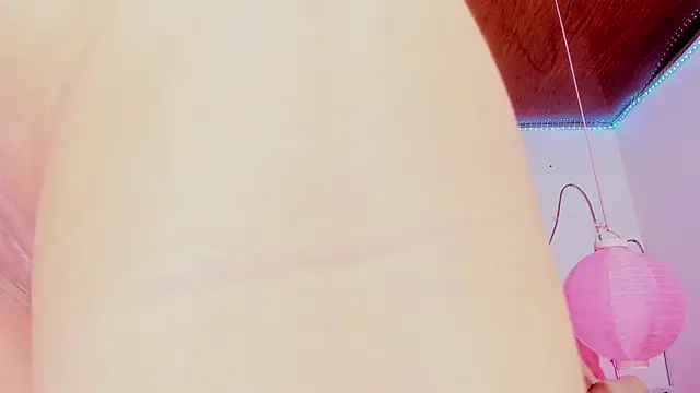 shannon kinne  online show from 12-16-25, 01:38