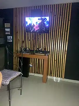 Snapshot of Thiffany-Brandon chatting on 11-04-25, 04:00 Thiffany-Brandon online show from 11-04-25, 04:00