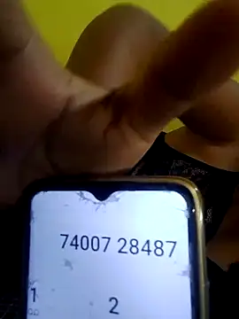 CUT MOM online show from 10-19-25, 04:24