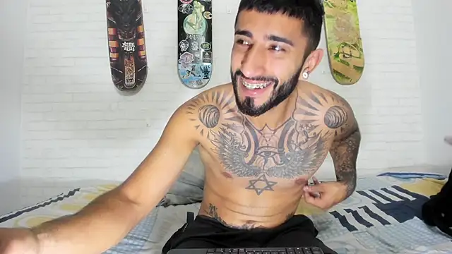 sofiandnick smith online show from 07-05-26, 01:23
