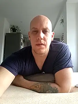 Kobradera1984 online show from 02-23-26, 08:55