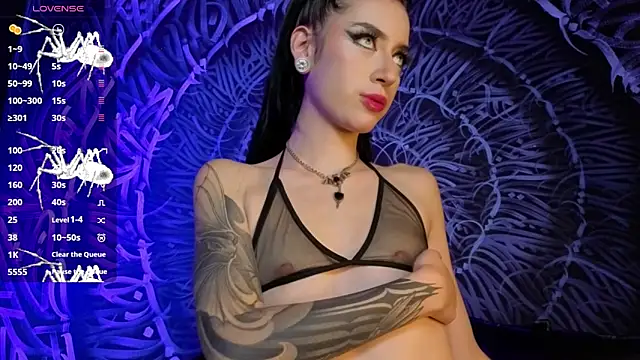 dahlia darkwood online show from 11-30-25, 10:14